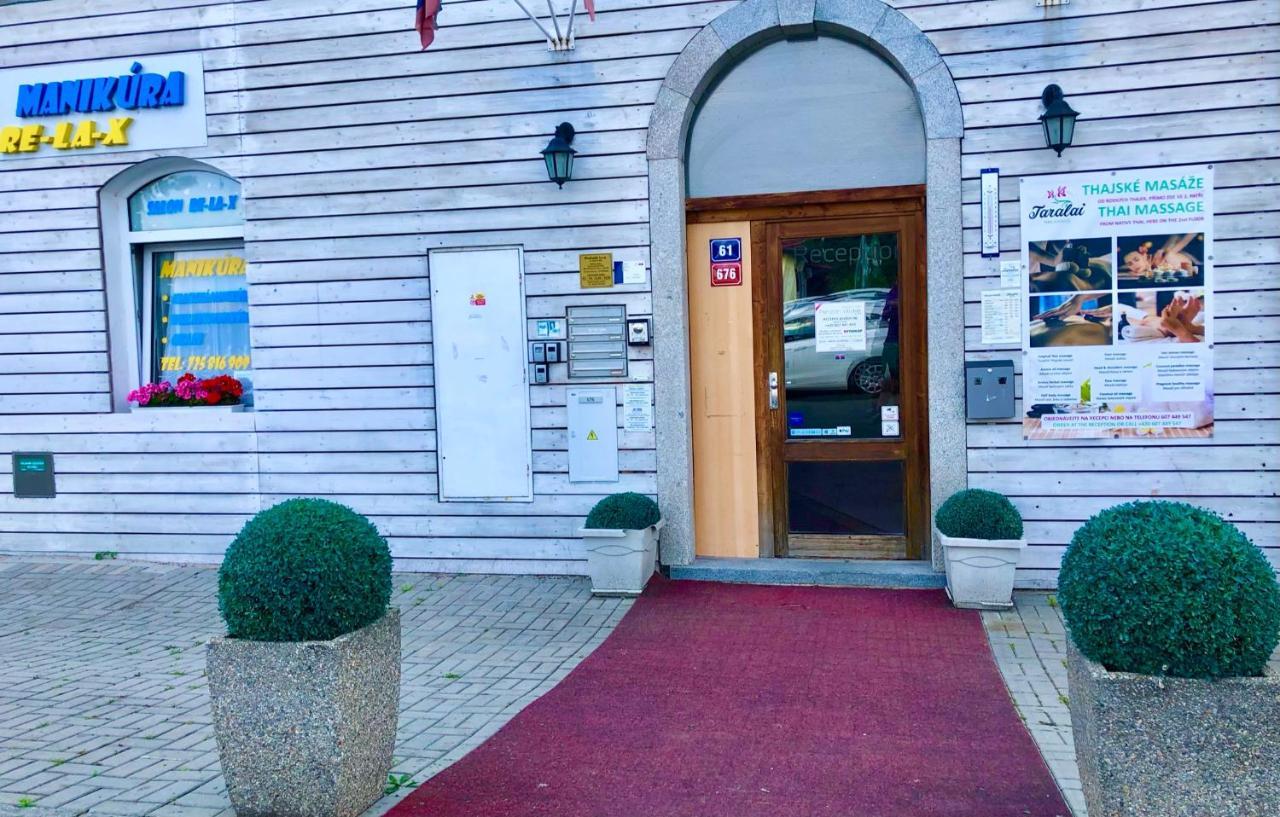 Pension Village Karlovy Vary Exterior foto